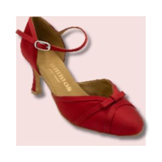 👉 Dámské taneční boty s podpatkem 7 cm jsou vyrobeny z červeného saténu. Díky dvojitému měkčení vám poskytnou maximální...