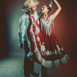 🔥 Když se tanec promění v příběh... Každý krok, každý pohyb má svou duši. A právě taneční boty jí dávají sílu. Obujte se...